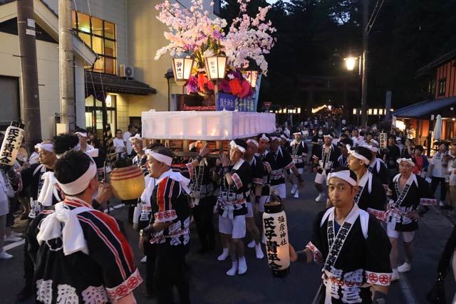 弥彦神社氏子青年会