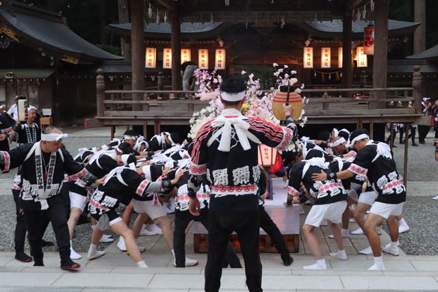 弥彦神社氏子青年会