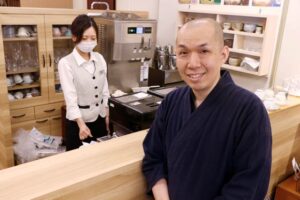 岩室温泉「穂々」が宿泊客以外も利用できるカフェ「イワムロコーヒー」オープンへ