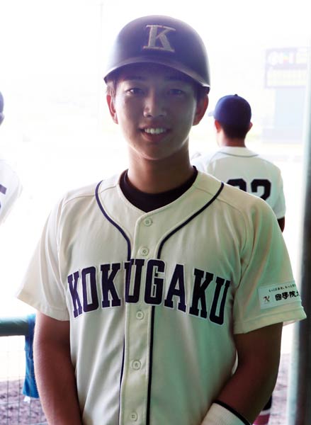 昨夏、日本文理主将として甲子園出場を果たした国学院1年・竹野捕手
