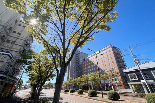 午前9時ごろ燕三条駅近く