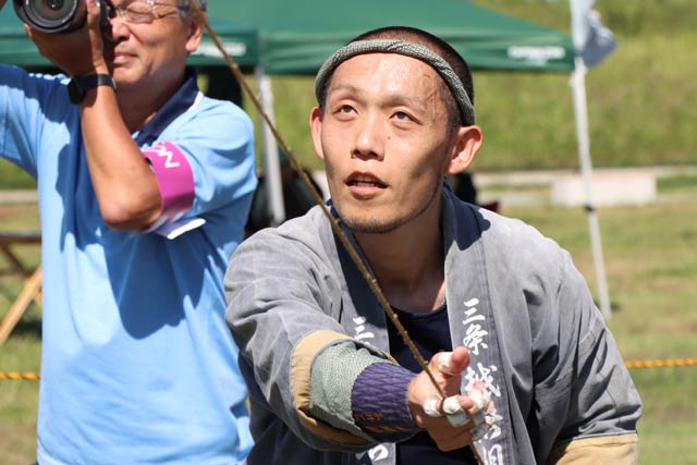 防戦を強いられる父一俊さん