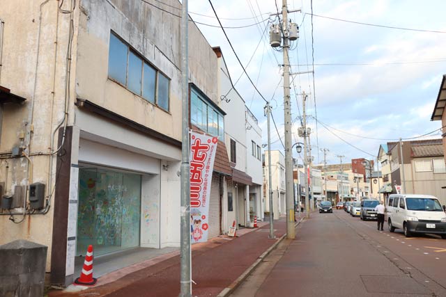 「第20回200メートルいちび」が開かれる商店街
