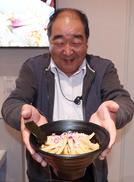 開発リーダーの小柳さん