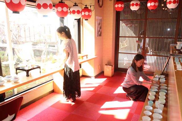 「陶房 源しろう 器展」