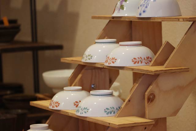 「陶房 源しろう 器展」