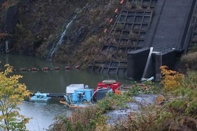 事故のあった大谷ダムの排水口