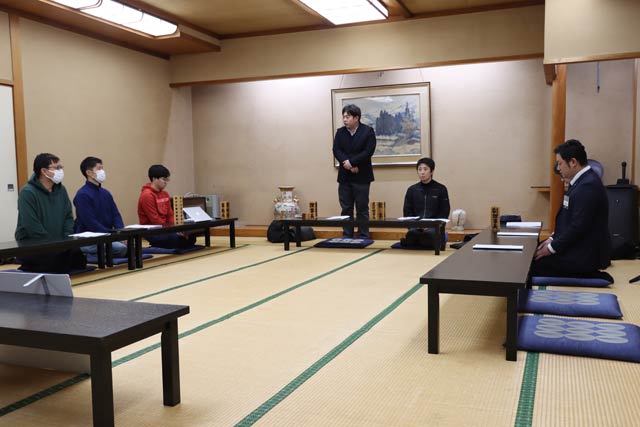24日開かれた新旧合同理事会