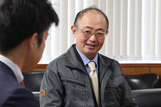 歓談する吉竹さん