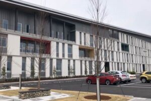 三条市立大学