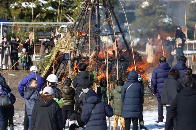 燕市粟生津地区で塞の神