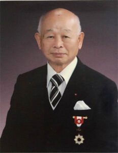 2008年に旭日小綬章を受けたときの記念写真