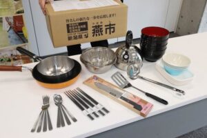 能登半島地震でも燕市から家庭用厨房用品で仮設住宅入居者の支援を始動