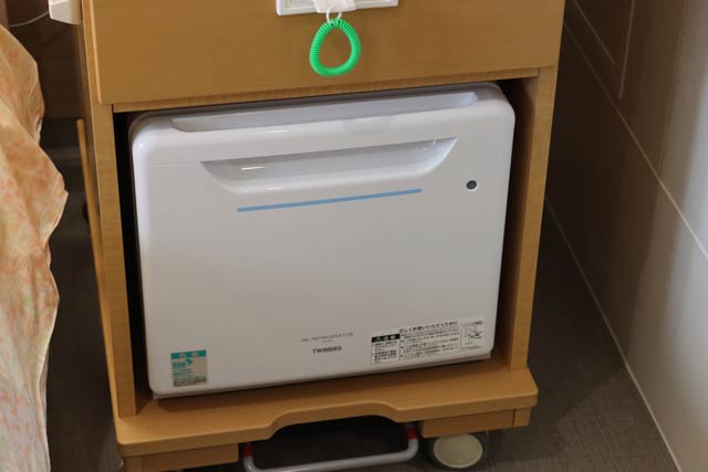 病室の冷蔵庫はツインバード製