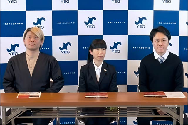 左から結城会長、斎藤副委員長、本間副会長