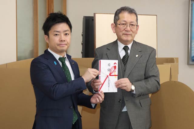 滝沢市長と西山社長