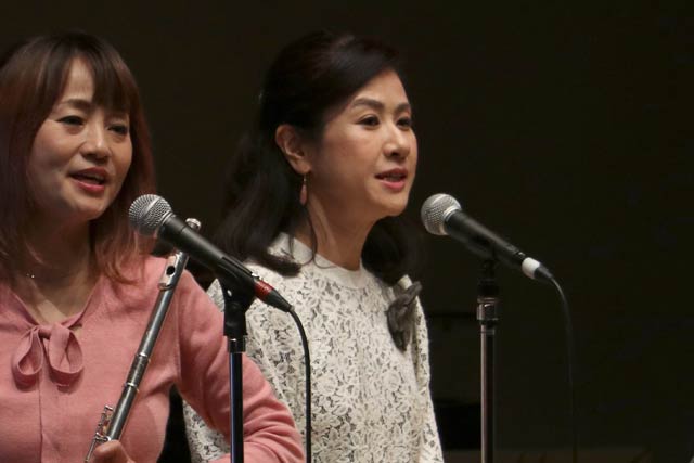 2020年に三条市で開かれた「音無美紀子の歌声喫茶」に出演したときの小林綾子さん