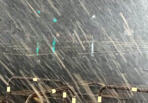 10日明け方にかけて大雪、中越と上越の山沿いでは警報級の大雪のおそれも