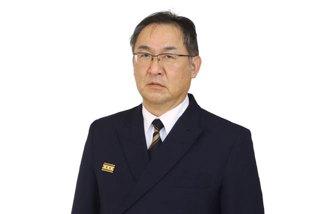 消防長に昇格する坂井幸雄次長兼消防署長消防司令長
