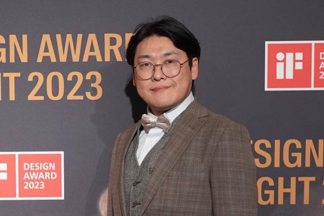 昨年、ドイツ・ベルリンで開かれた「if デザインアワード」授賞式に同行したときの齋藤さん