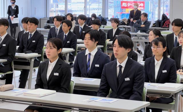 コロナ入社式