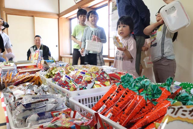 「昭和基地一丁目 駄菓子やC57」が出店