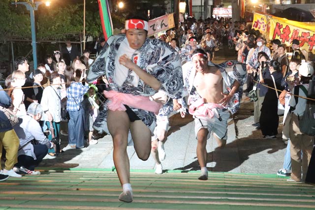 木場小路万灯組の舞い込み