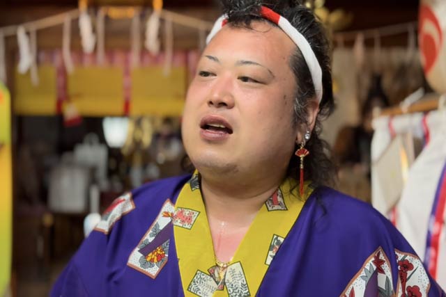 戸隠神社春季例大祭の舞い込みと還御祭