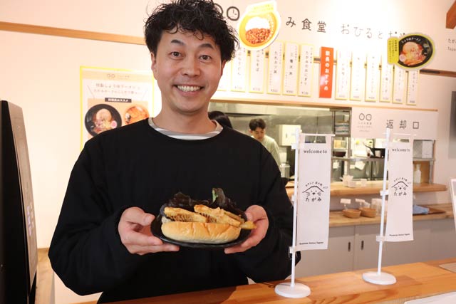 馬場駅長とたけのこサンド