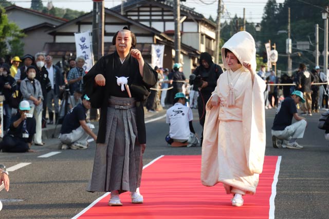 つがわ狐の嫁入り行列