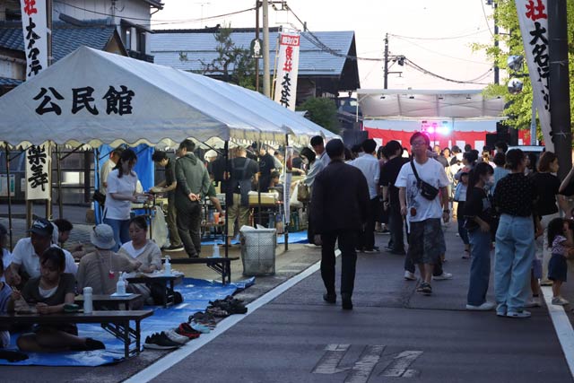 14日の「新飯田まつり」
