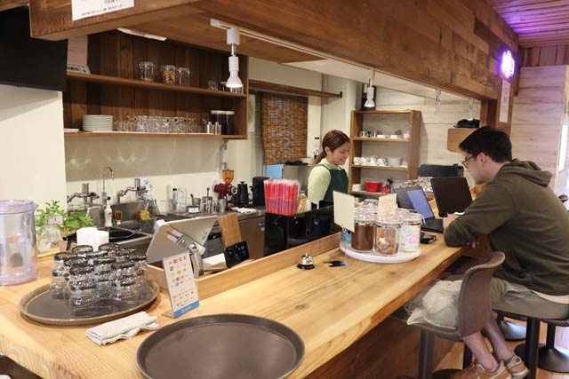 「喫茶すずらん」