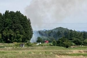新潟県三条市下田地区の南中地内で林野火災