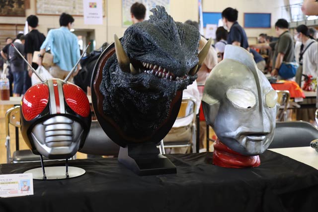 ウルトラマンや仮面ライダーの頭部