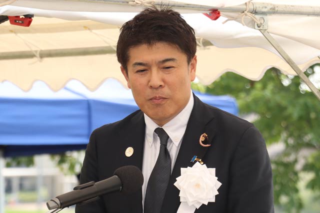 小林一大参院議員