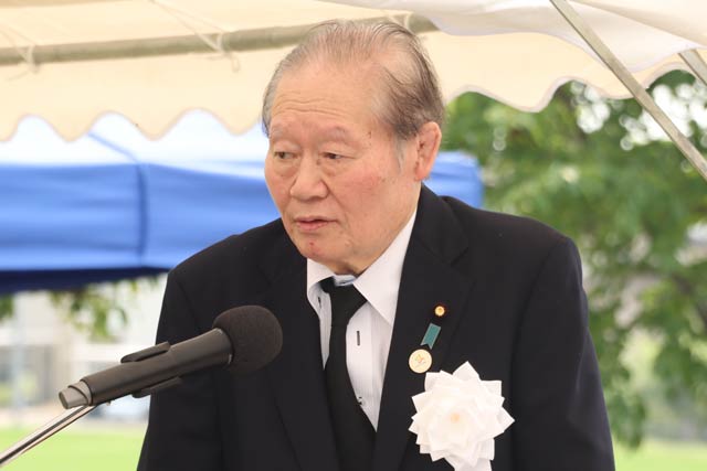 佐藤信秋参院議員