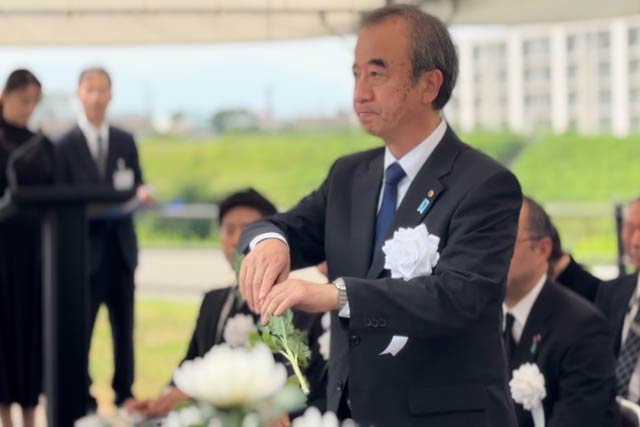 花角知事