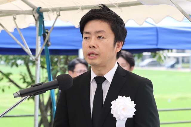 滝沢亮市長