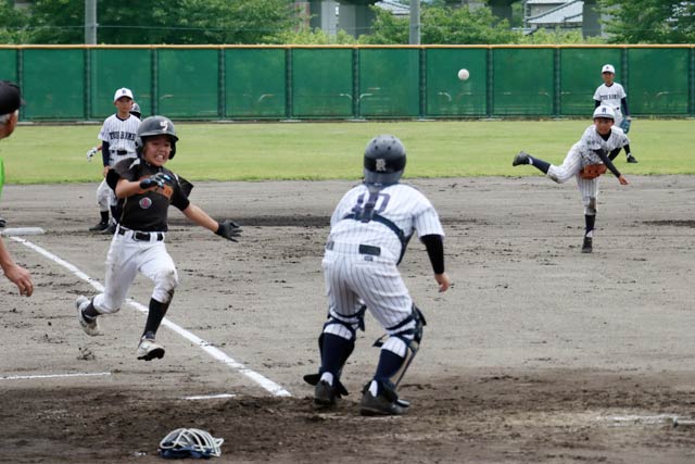 決勝の吉田北小スピリッツの攻撃