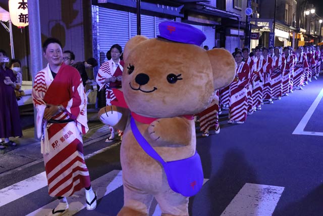 市民民謡通り流し