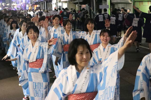 市民民謡通り流し