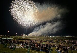 2日間の三条夏まつりは大花火大会が夜空を焦がしてフィナーレ