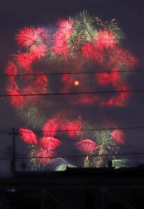 【ドットコラム】長岡花火が思い出させた長岡空襲