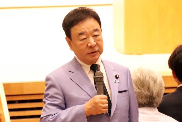 青山繁晴氏