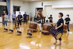 飛燕太鼓保存会が夢のアース・セレブレーションで鼓童とも共演