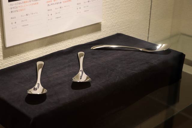 カレー展で展示されている「カレー賢人」