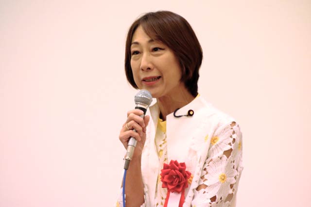 菊田真紀子衆院議員
