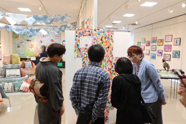 「NPO法人アビリティ燕」の「あ～と展」