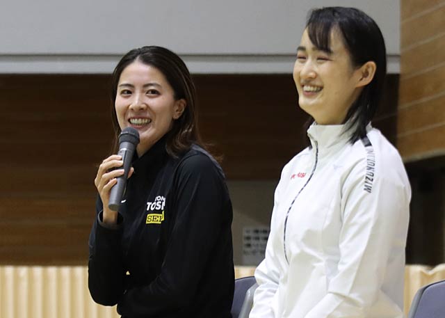トークショー