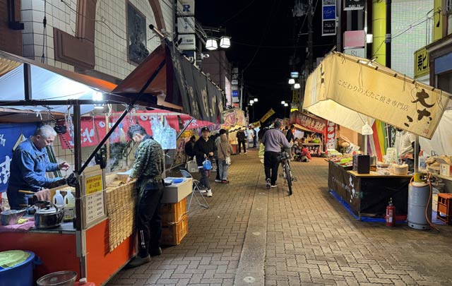 参道の臨時市